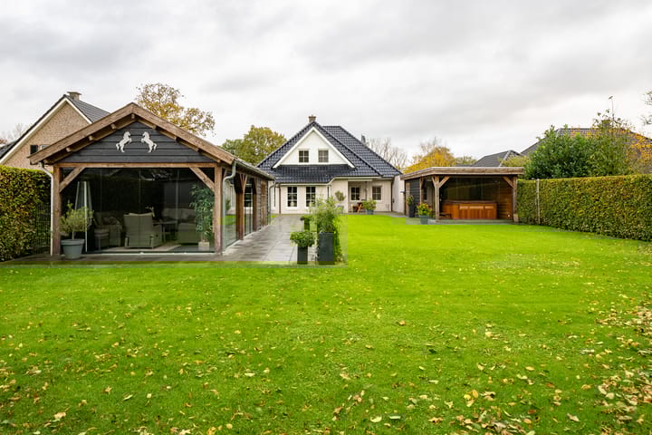 Foto 44 van Bogenstraße 6