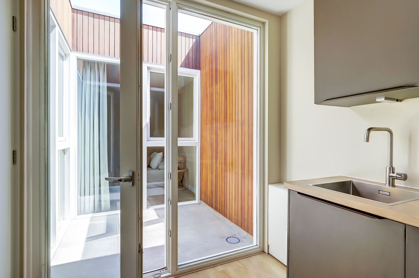 Foto 10 van Julianastraat 15-C