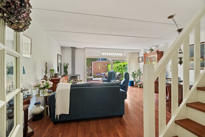 Foto 9 van Meelbes 6