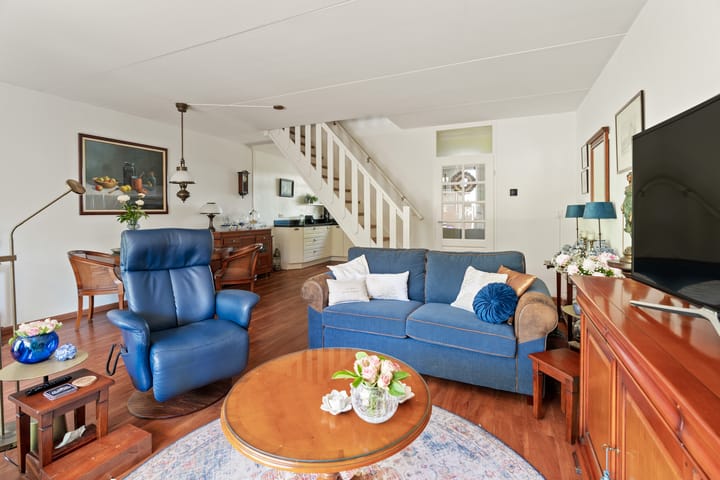 Foto 10 van Meelbes 6