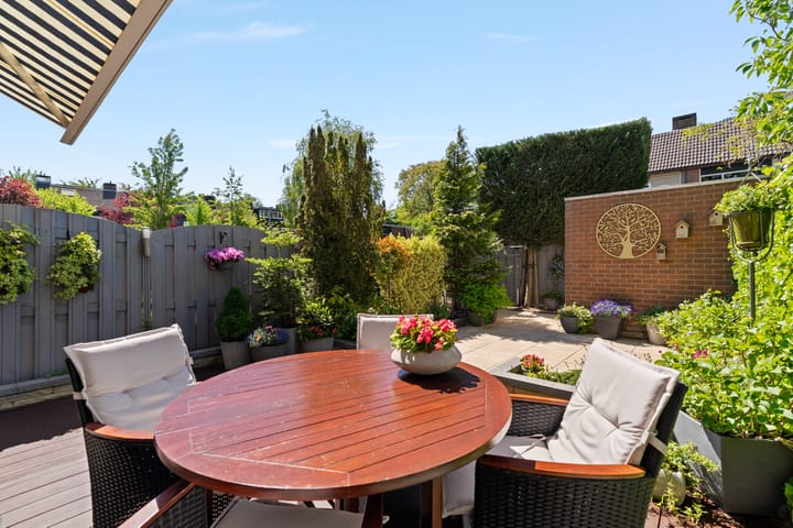 Foto 30 van Meelbes 6