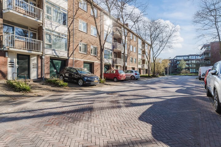 Foto 21 van Pieter Jelles Troelstralaan 53-A