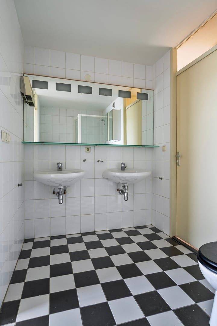 Photo 13 of Port Broclede 32