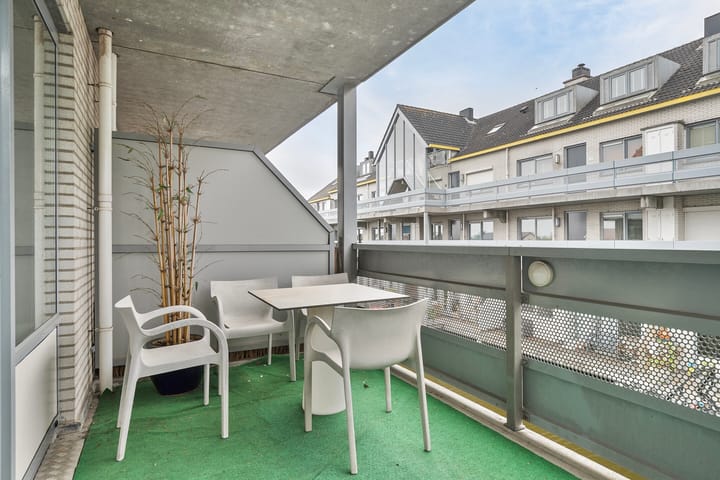 Photo 14 of Port Broclede 32