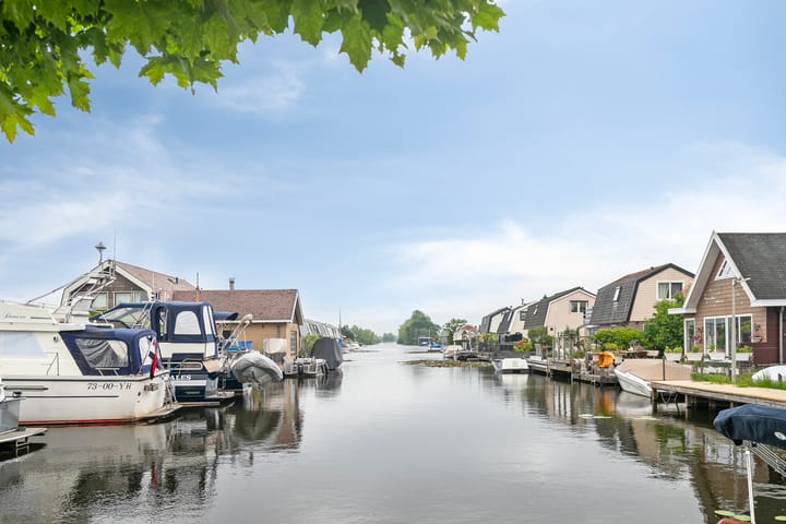 Photo 19 of Port Broclede 32