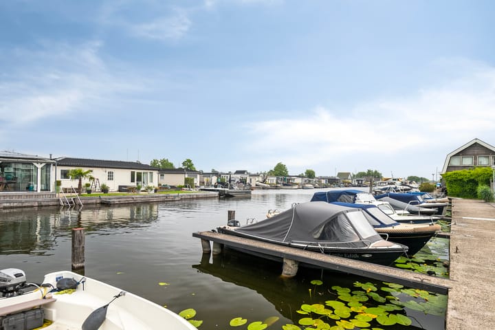 Photo 20 of Port Broclede 32