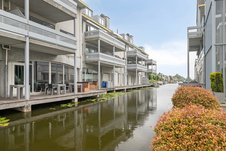 Photo 22 of Port Broclede 32