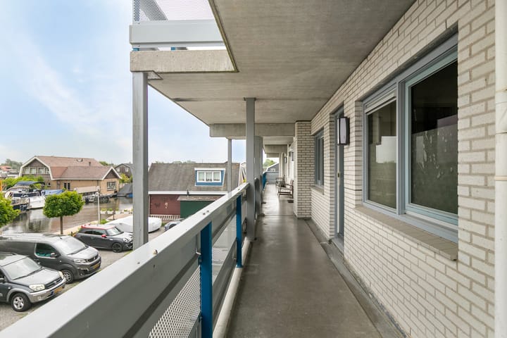 Photo 26 of Port Broclede 32