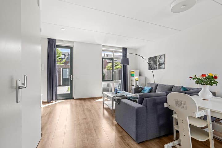 Foto 16 van Hobbemastraat 17