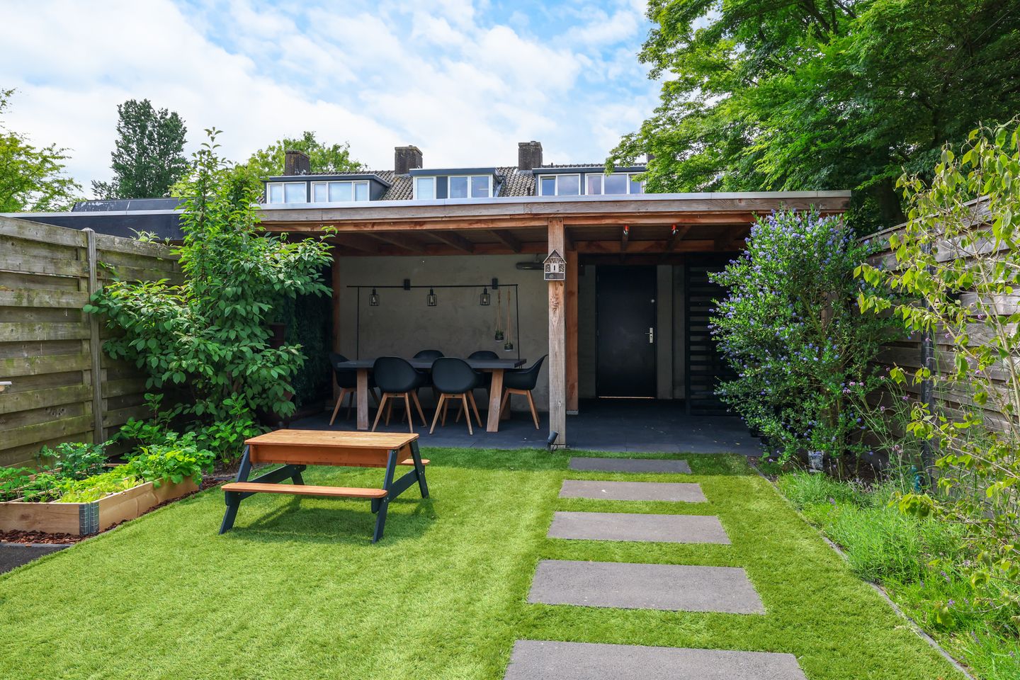 Foto 19 van Amstenradestraat 22