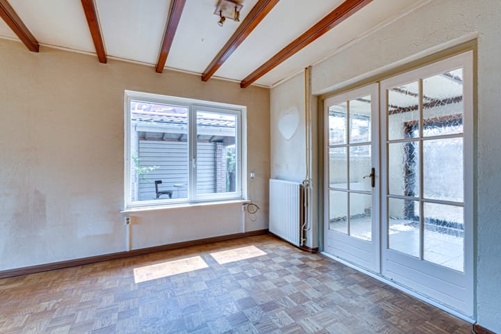 Photo 16 of De Graaffstraat 93