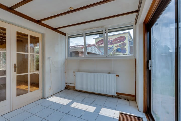 Photo 22 of De Graaffstraat 93