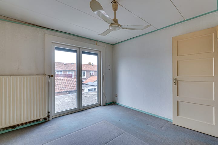 Photo 33 of De Graaffstraat 93