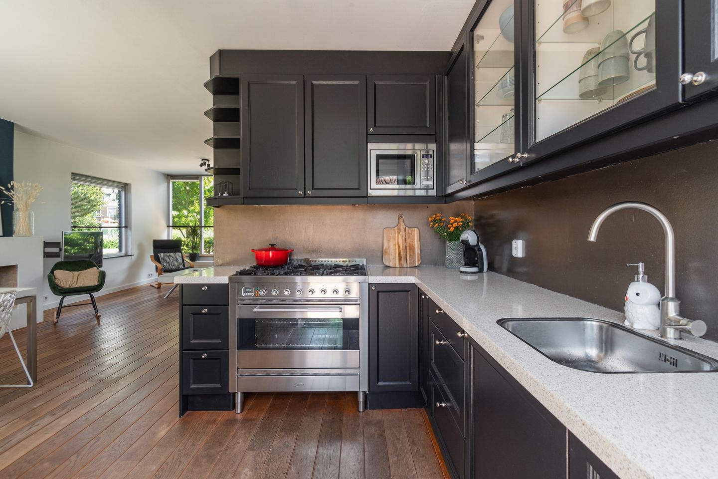 Foto 14 van van Waldeck-Pyrmontstraat 16