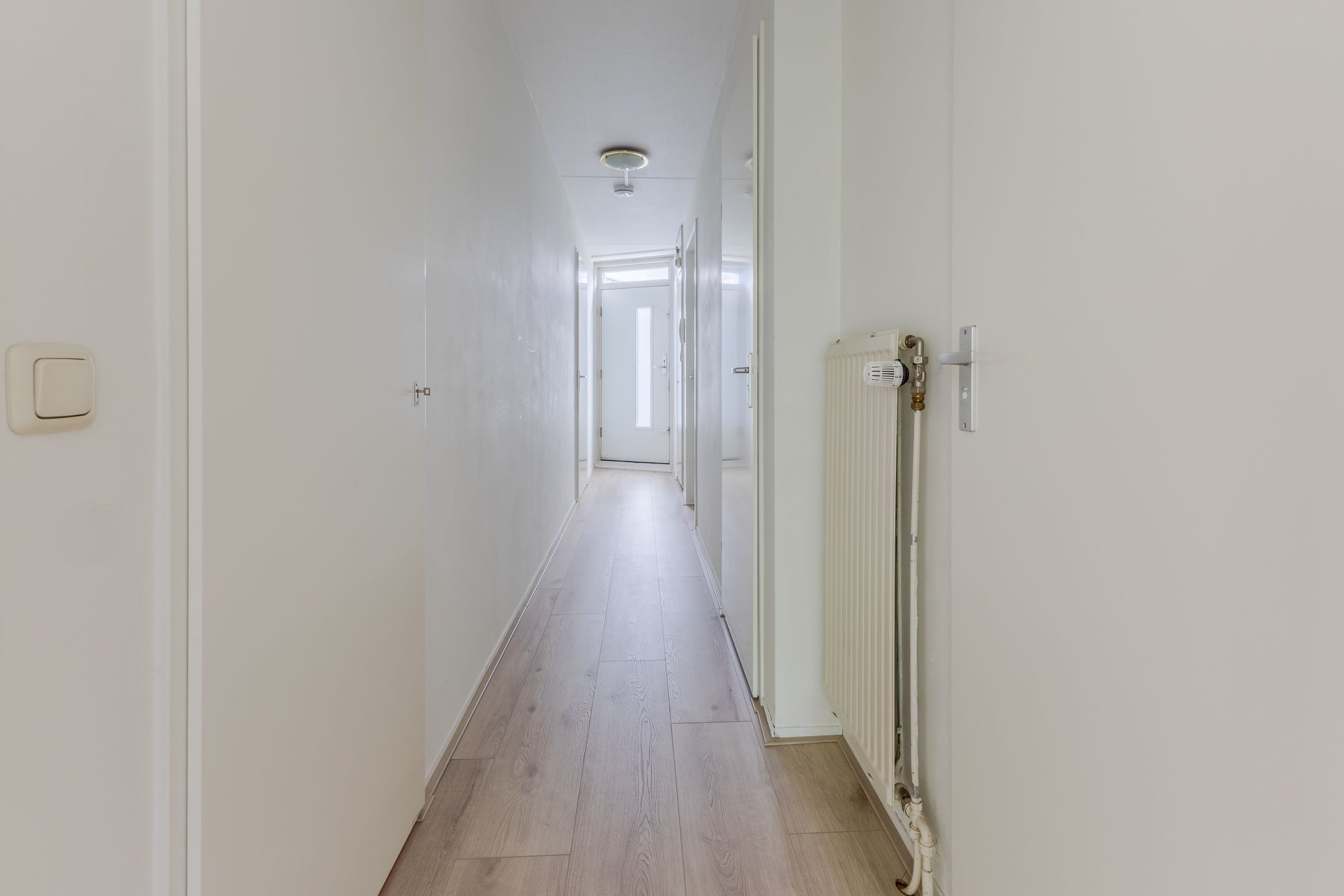 Foto 9 van Valkenierstraat 37-A