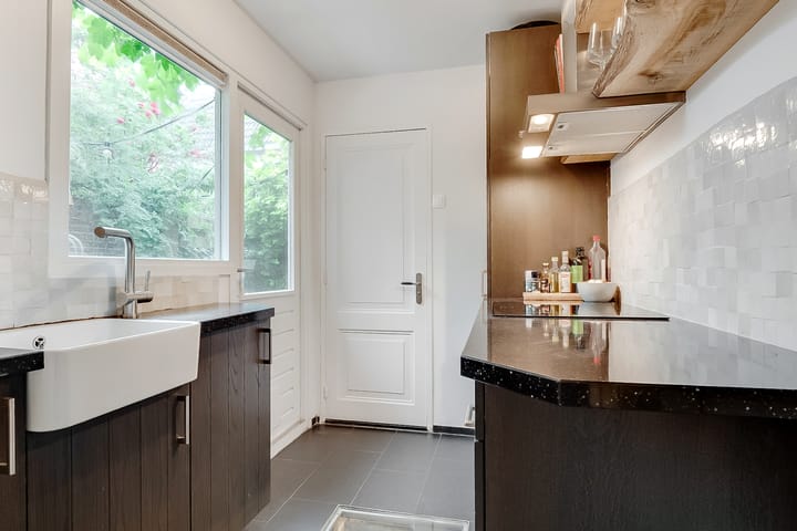 Foto 8 van Bloemstraat 85