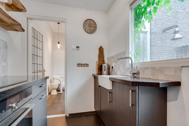 Foto 9 van Bloemstraat 85