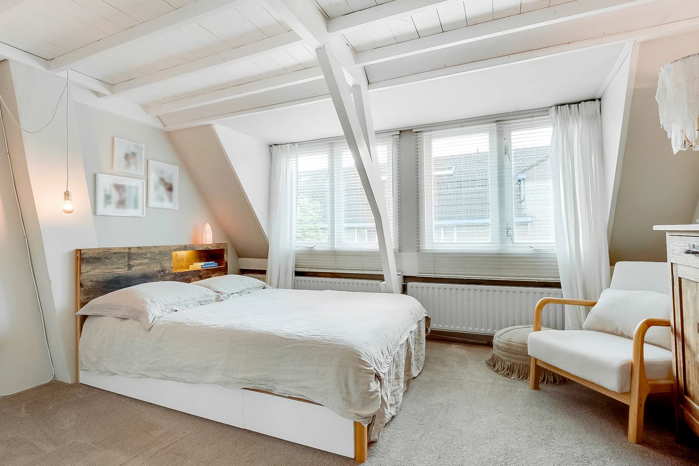 Foto 19 van Bloemstraat 85