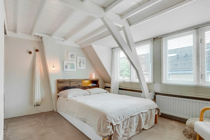 Foto 20 van Bloemstraat 85