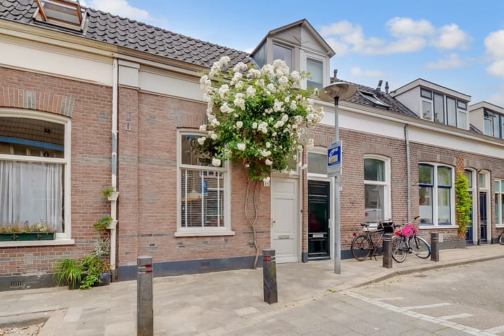 Foto 38 van Bloemstraat 85