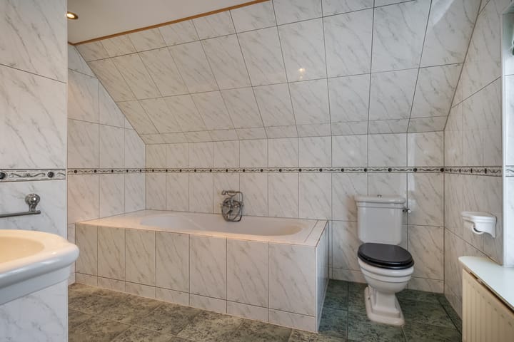 Foto 15 van Korenstraat 11