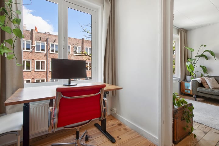 Photo 7 of Van Spilbergenstraat 69-2