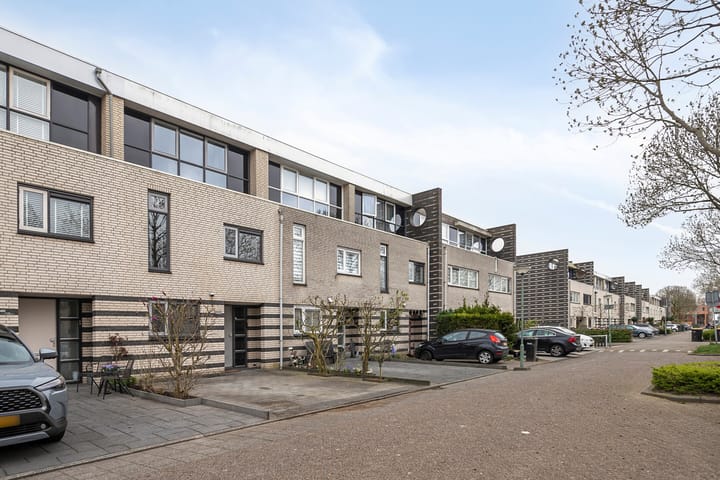 Foto 5 van Chico Mendesring 562