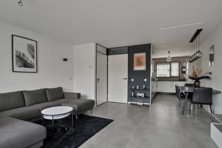 Foto 8 van Chico Mendesring 562