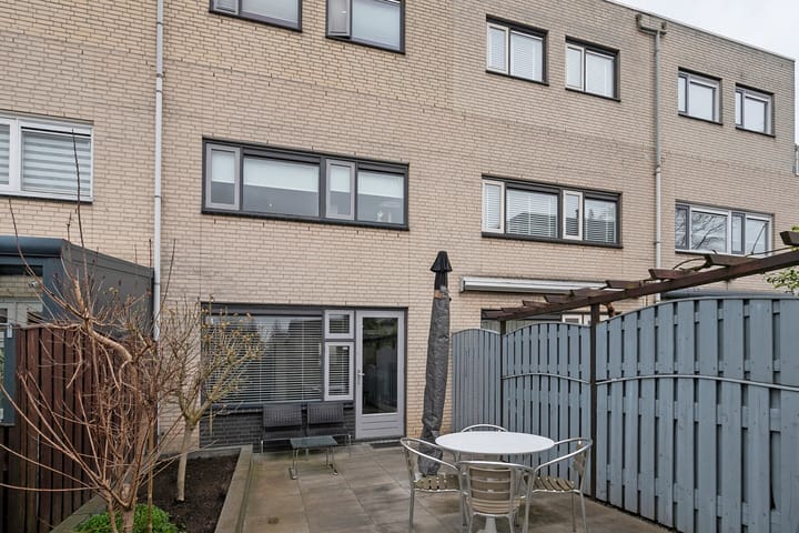 Foto 23 van Chico Mendesring 562