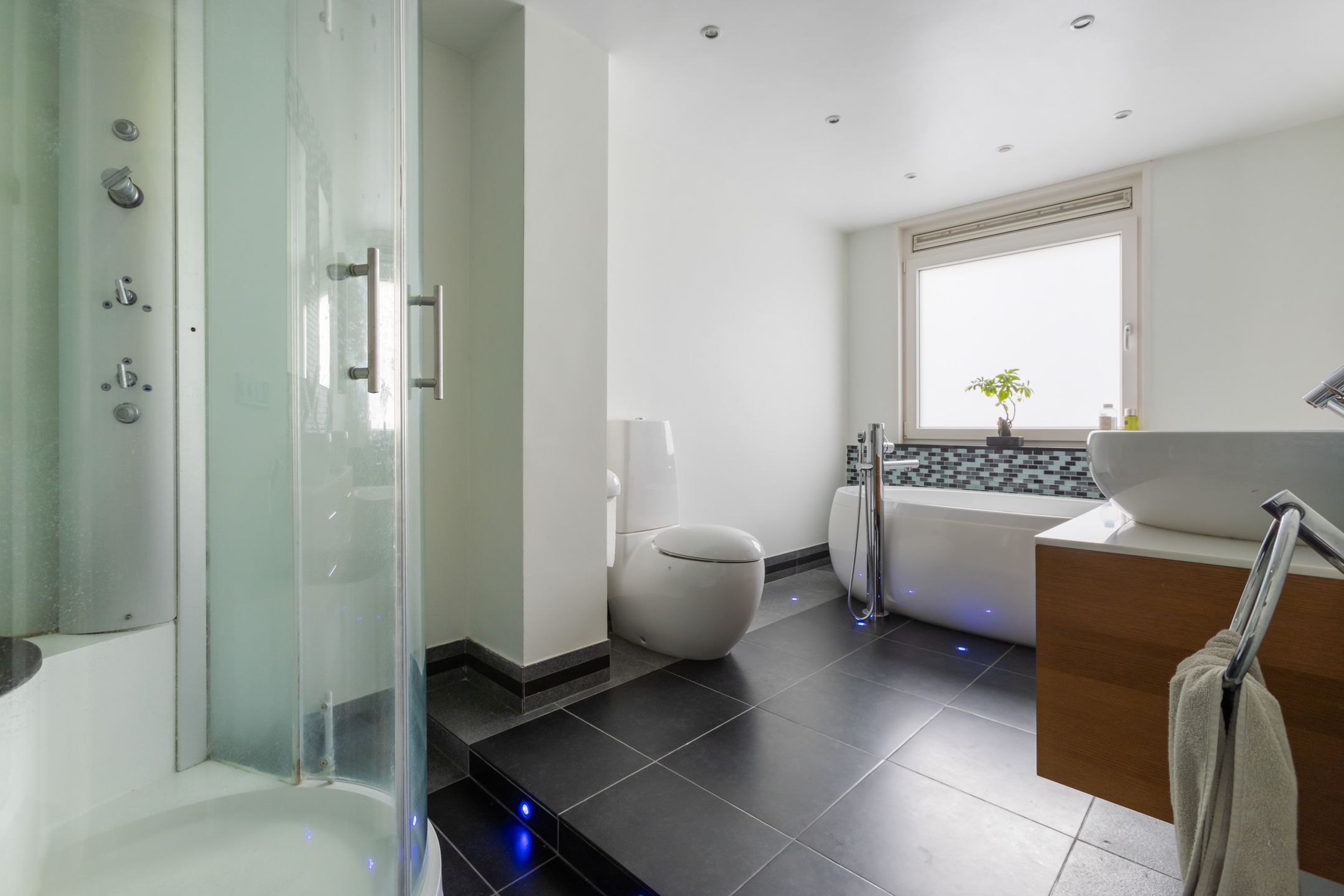 Foto 27 van Marineblauw 121