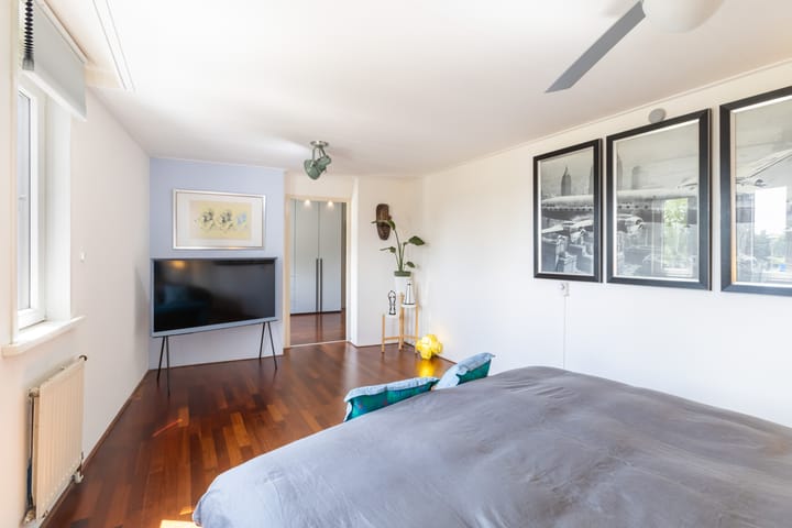 Foto 39 van Marineblauw 121