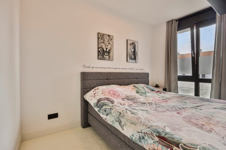 Foto 15 van Berghemseweg 225