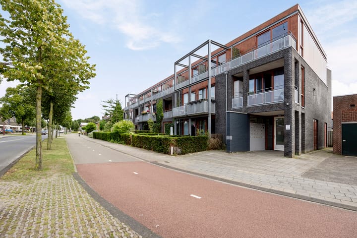 Foto 27 van Berghemseweg 225