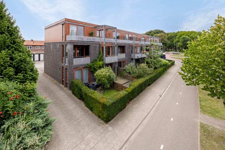 Foto 30 van Berghemseweg 225