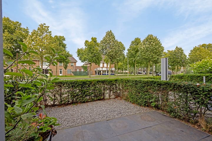 Foto 31 van Berghemseweg 225