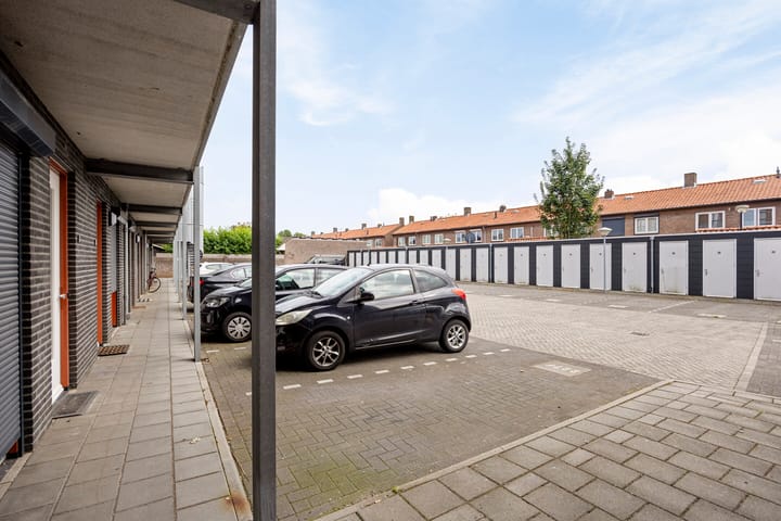 Foto 33 van Berghemseweg 225