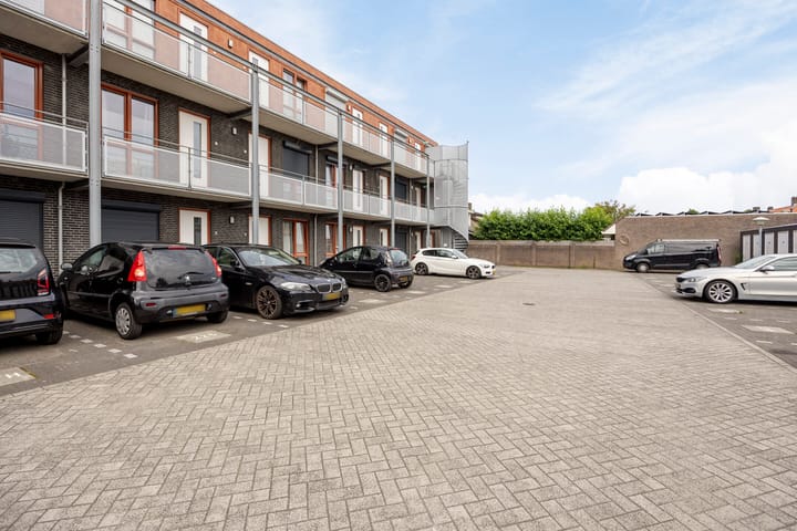 Foto 35 van Berghemseweg 225