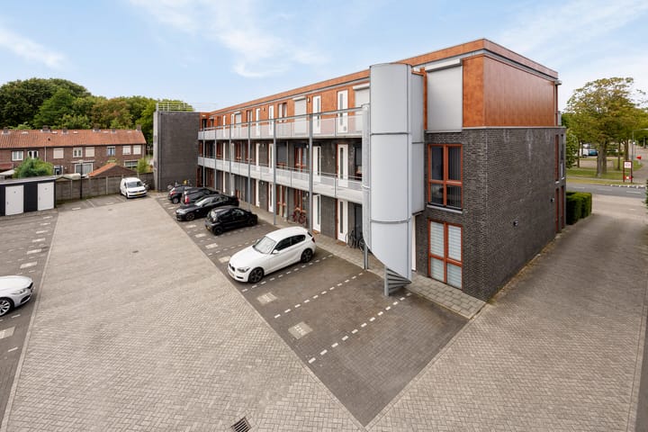 Foto 37 van Berghemseweg 225