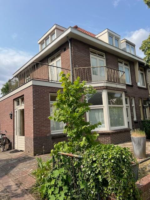Foto 4 van Oranjelaan 4