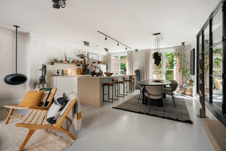 Foto 12 van Egelantiersstraat 143-A