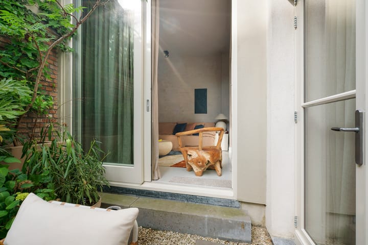 Foto 35 van Egelantiersstraat 143-A