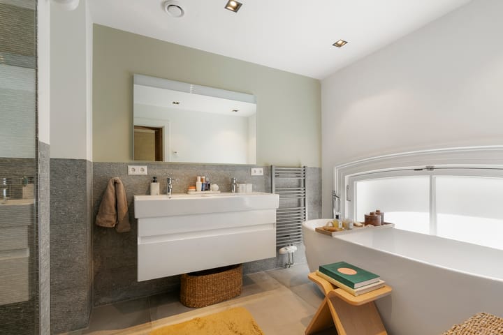 Foto 49 van Egelantiersstraat 143-A