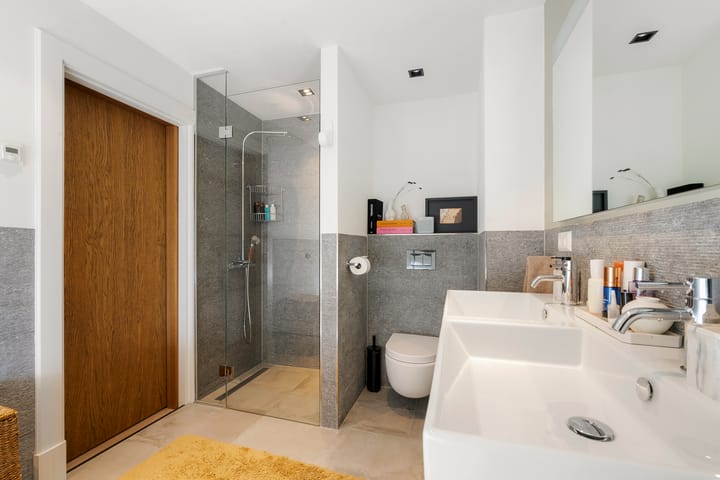 Foto 54 van Egelantiersstraat 143-A