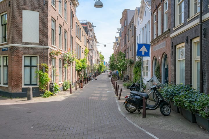 Foto 72 van Egelantiersstraat 143-A