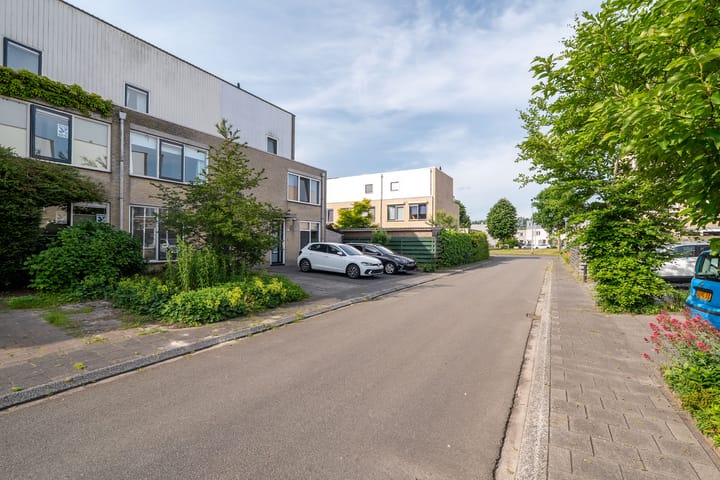 Foto 5 van Van den Broekstraat 3