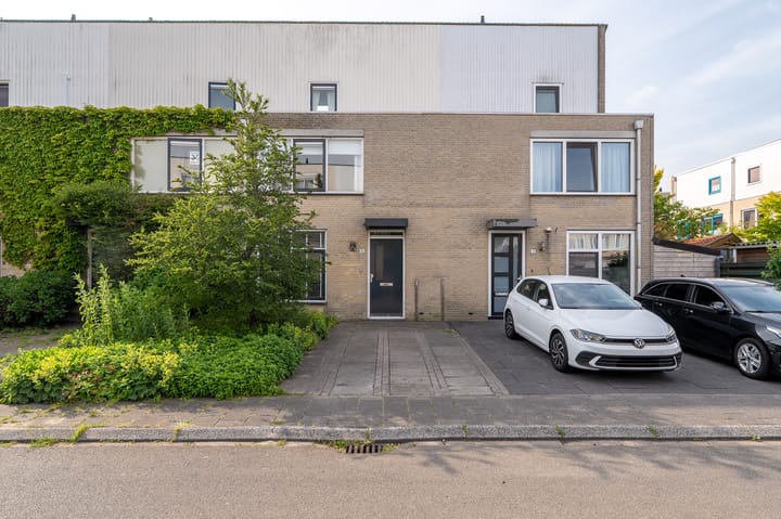 Foto 7 van Van den Broekstraat 3