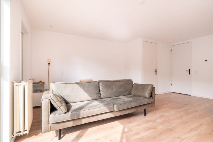 Foto 13 van Van den Broekstraat 3