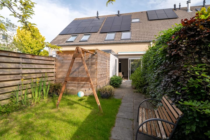 Foto 46 van Van den Broekstraat 3