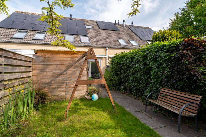 Foto 51 van Van den Broekstraat 3