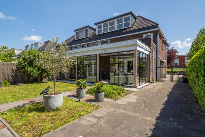 Foto 1 van Willem van Nieuwenhuizenlaan 20